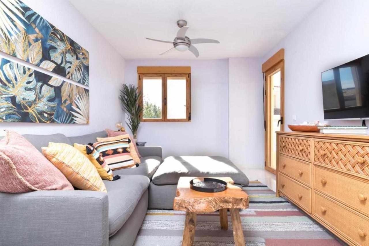Oasis 2 Balcon Con Vistas Al Mar Y Montana By Vero ألتيا المظهر الخارجي الصورة