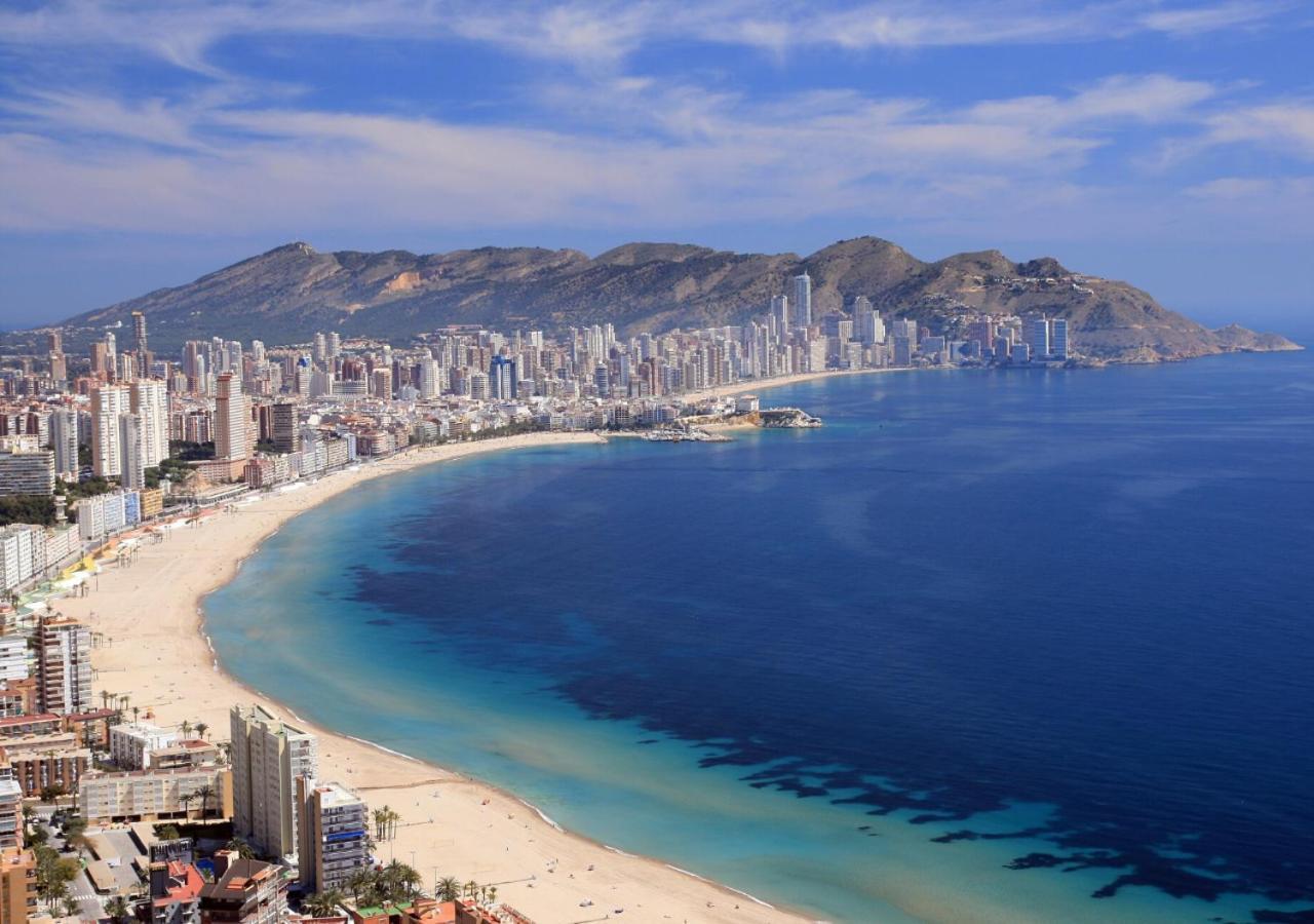 Oasis 2 Balcon Con Vistas Al Mar Y Montana By Vero ألتيا المظهر الخارجي الصورة
